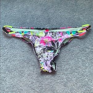 Victoria’s Secret cheeky bikini bottom